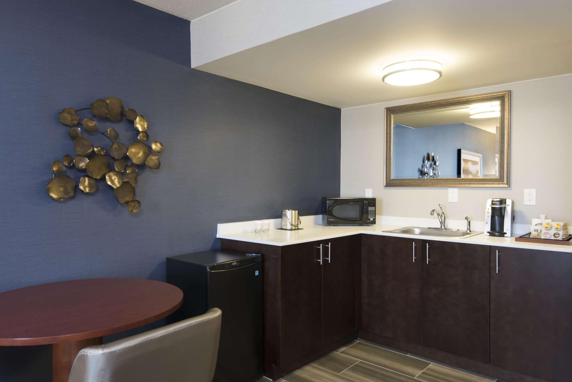 Hotel Doubletree By Hilton Schenectady Extérieur photo