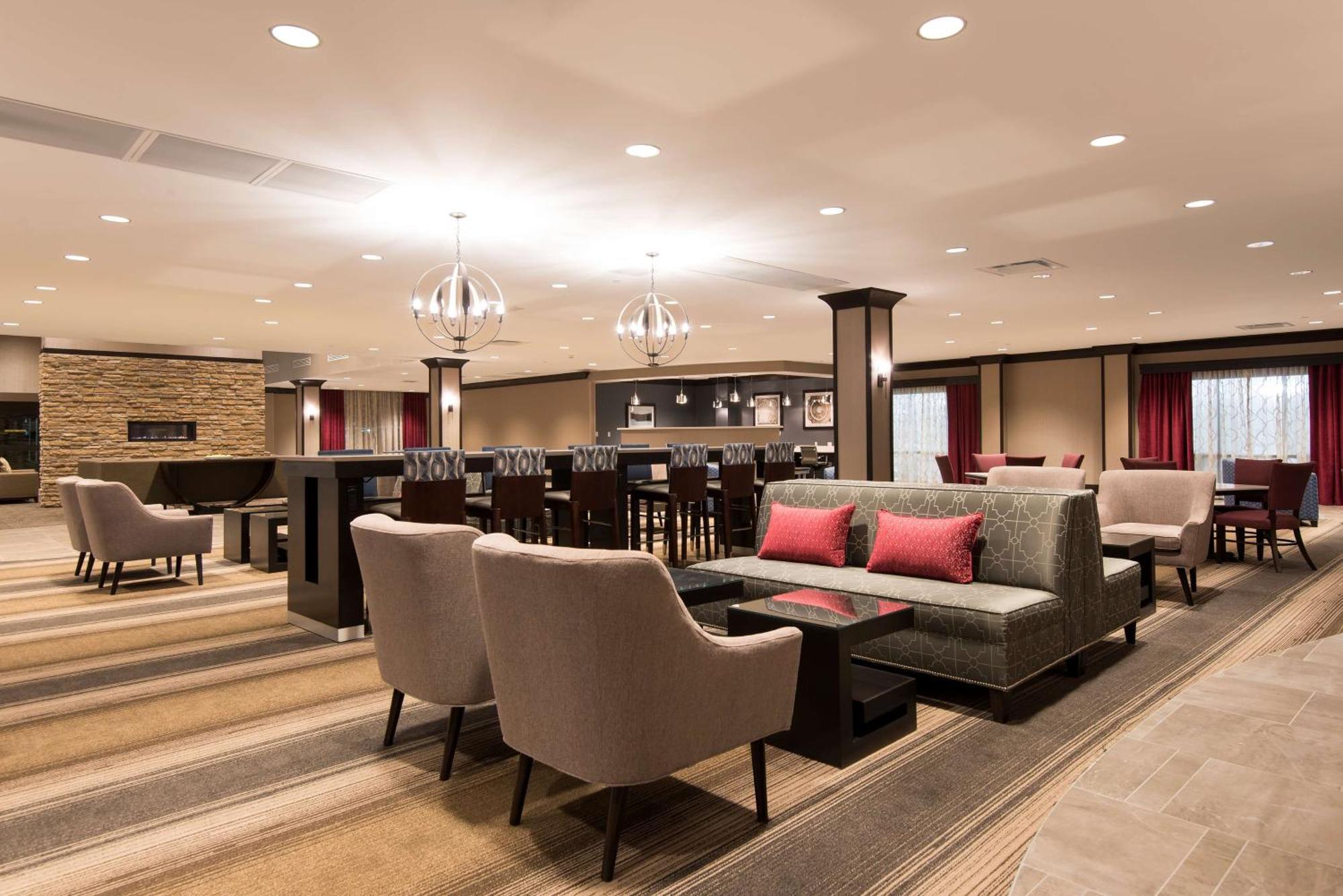 Hotel Doubletree By Hilton Schenectady Extérieur photo