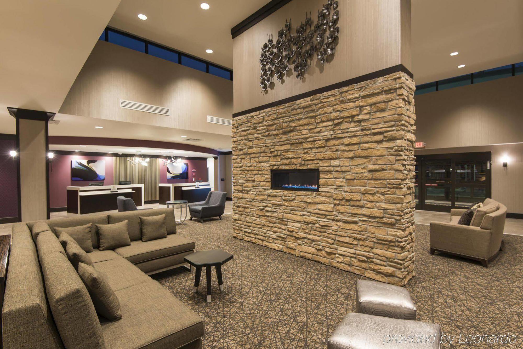 Hotel Doubletree By Hilton Schenectady Extérieur photo